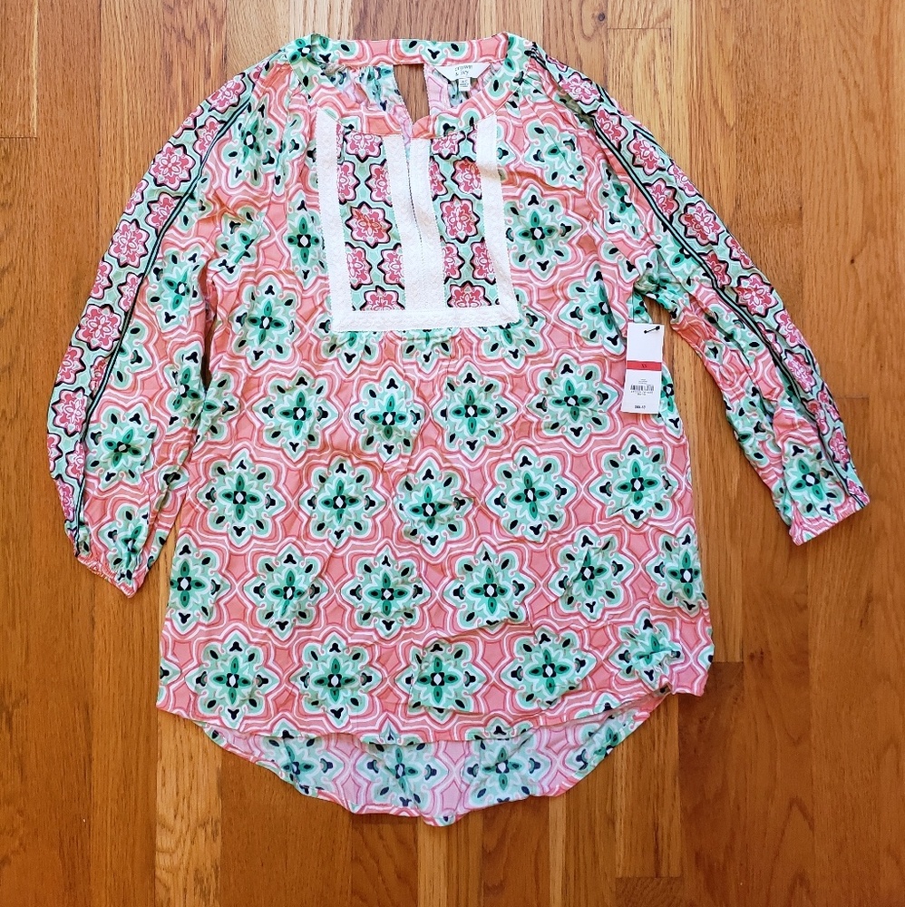 NWT XS Crown and Ivy Tunic